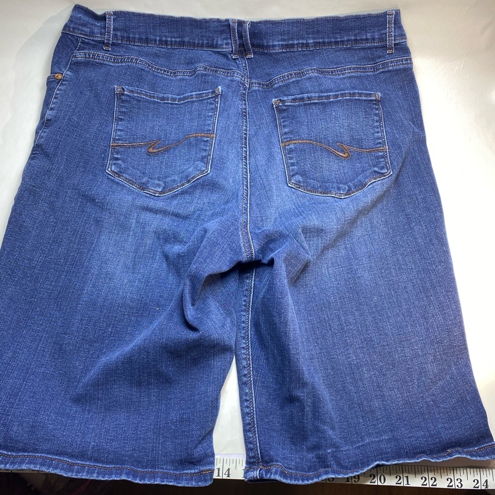 Lee Modern Series Bermuda Stretch Shorts Sz 18W - Picture 2 of 7